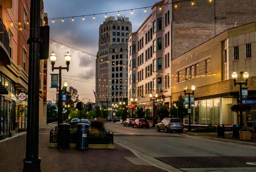 Car Transport near Elgin, Illinois