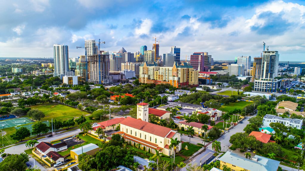 Auto Transport near Fort Lauderdale, Florida