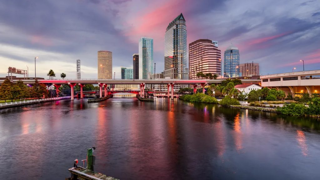 Auto Shipping in Tampa, Florida